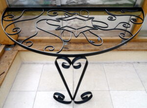 Table pour serre de jardin motif tortue