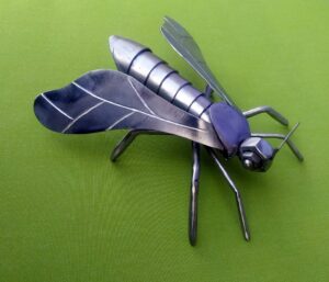 abeille de decoration en metal